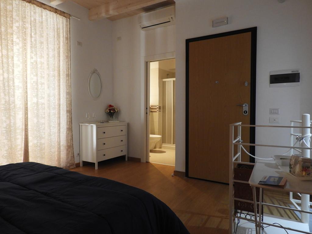 Arco Della Neve Guest House Bari Luaran gambar